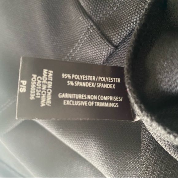 Simons Icōne Women’s Flare Sleeve Top - Picture 5 of 5